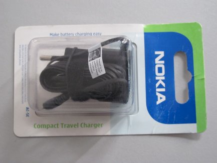  Nokia AC-5 Netzteil - Reiseadapter 