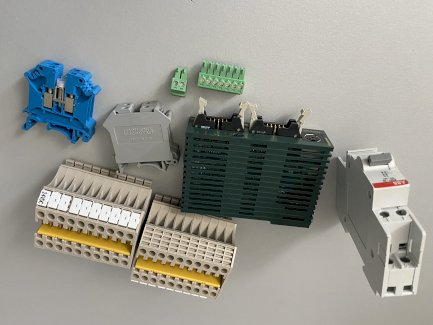 Panasonic FP0-C16 - A Control Unit und Diverses Zubehör