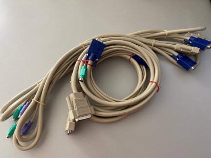 4x KVM-Switch Kabel für Avocent Switch - Gratis-inserat.com