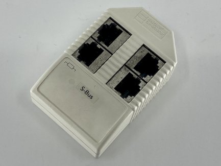 S-Bus-Verteiler ISDN 5×RJ45 weiss