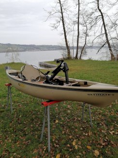 Kayak Kanu mit Pedalantrieb 