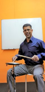 Trommeln im Alter: Ein neuer Trend erobert die Herzen der Senioren in Prattel BL