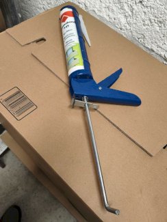 HANDDRUCK-KARTUSCHENPISTOLE 