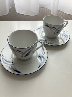2  Kaffeetassen mit teller - Gratis-inserat.com