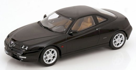 NEU: Alfa Romeo GTV Phase II 1998-2003 schwarz  1:18