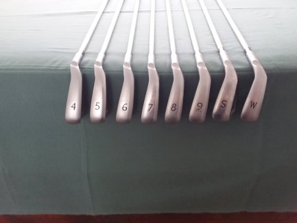 PING G400 Eisen Rechthand 8 Stück,4er-9er,W 18gr,S 11gr