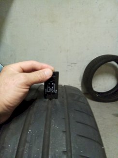 Gebrauchte Reifen 245-35-20 - Gratis-inserat.com