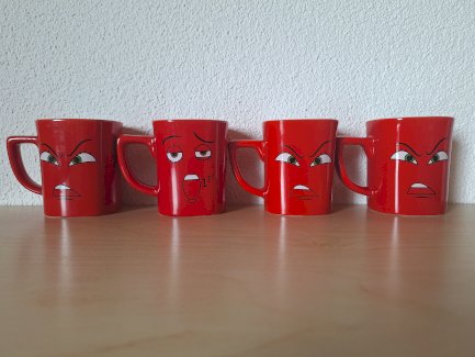 4 Stück Nescafé Kaffeetassen, neu! - Gratis-inserat.com