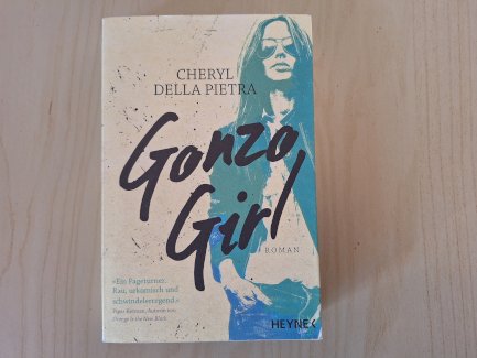 Gonzo Girl - Roman