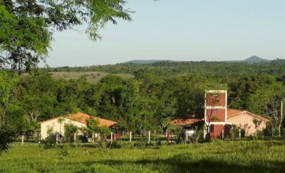 Finca mit großem Grundstück in ruhiger Lage in Sapucai 