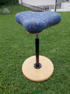 Tische, Hocker, Trip-Trap, Schrank, Stühle