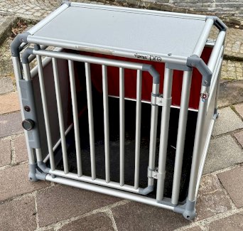 Hundebox für Fahrzeuge