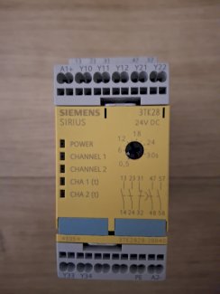 Siemens Safety Relay TK2828-2BB40 