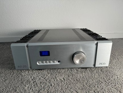 Pass Labs INT-25 INT25 High End Class A Vollverstärker  - Gratis-inserat.com
