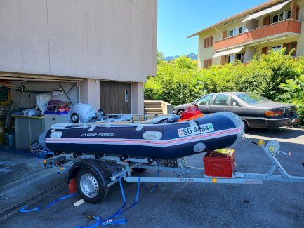 Schönes Schlauchboot